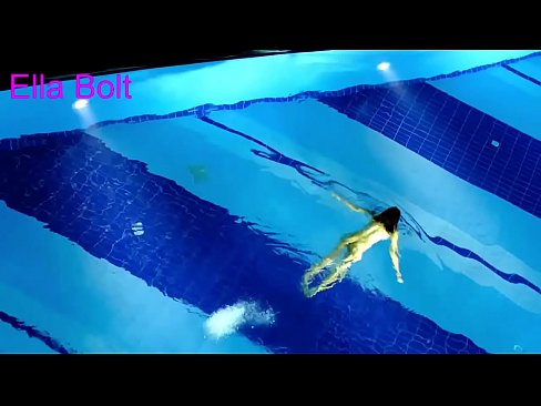 ❤️ Não consigo parar de observar, jovem loira apanhada nadando nua na piscina do resort ELLA BOLT ️❌ Apenas porno em porno pt-br.nastypornpics-com.ru ❤